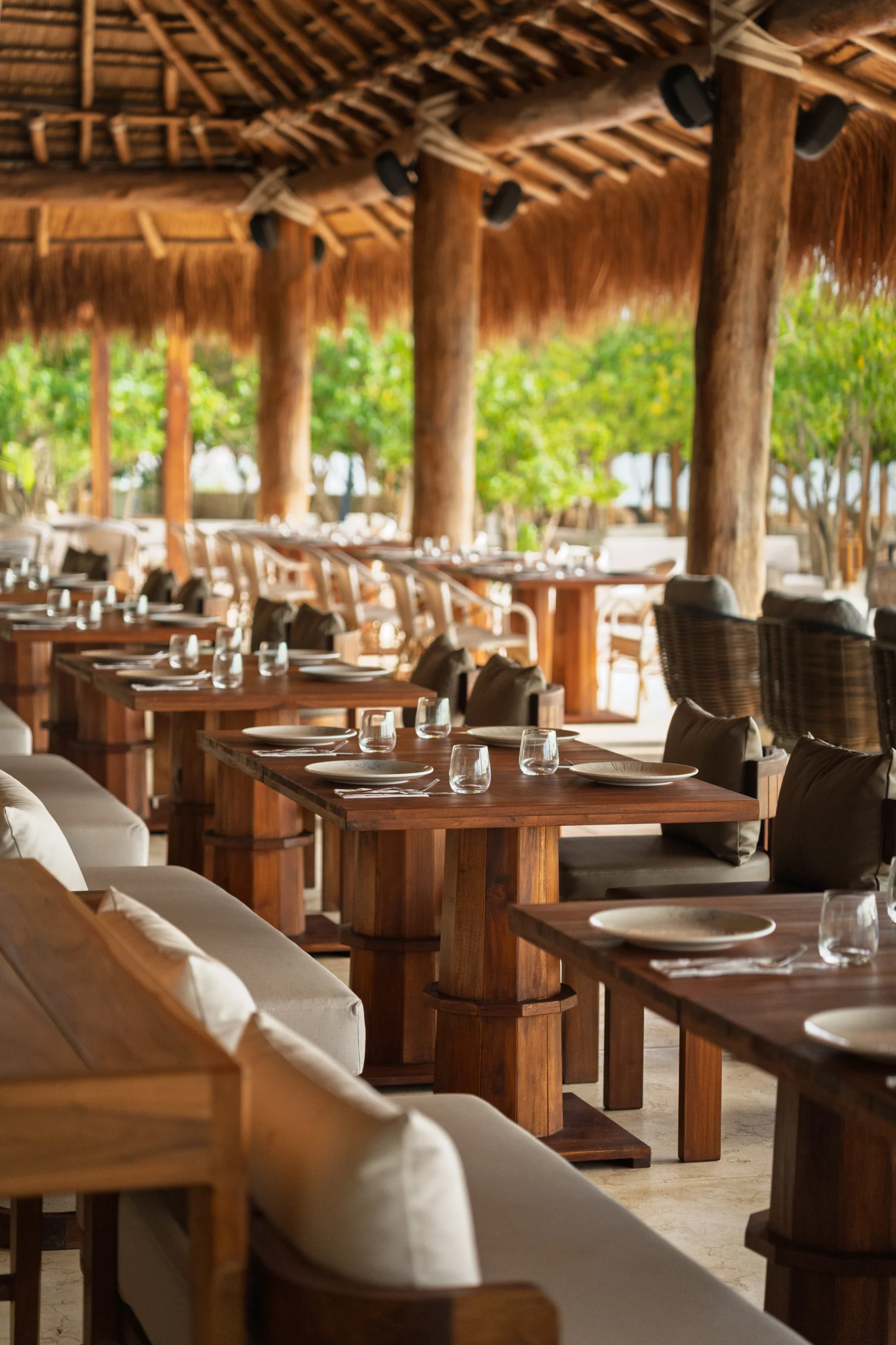 Restaurante Azuria en Lázuli Coast Club Tierra Bomba